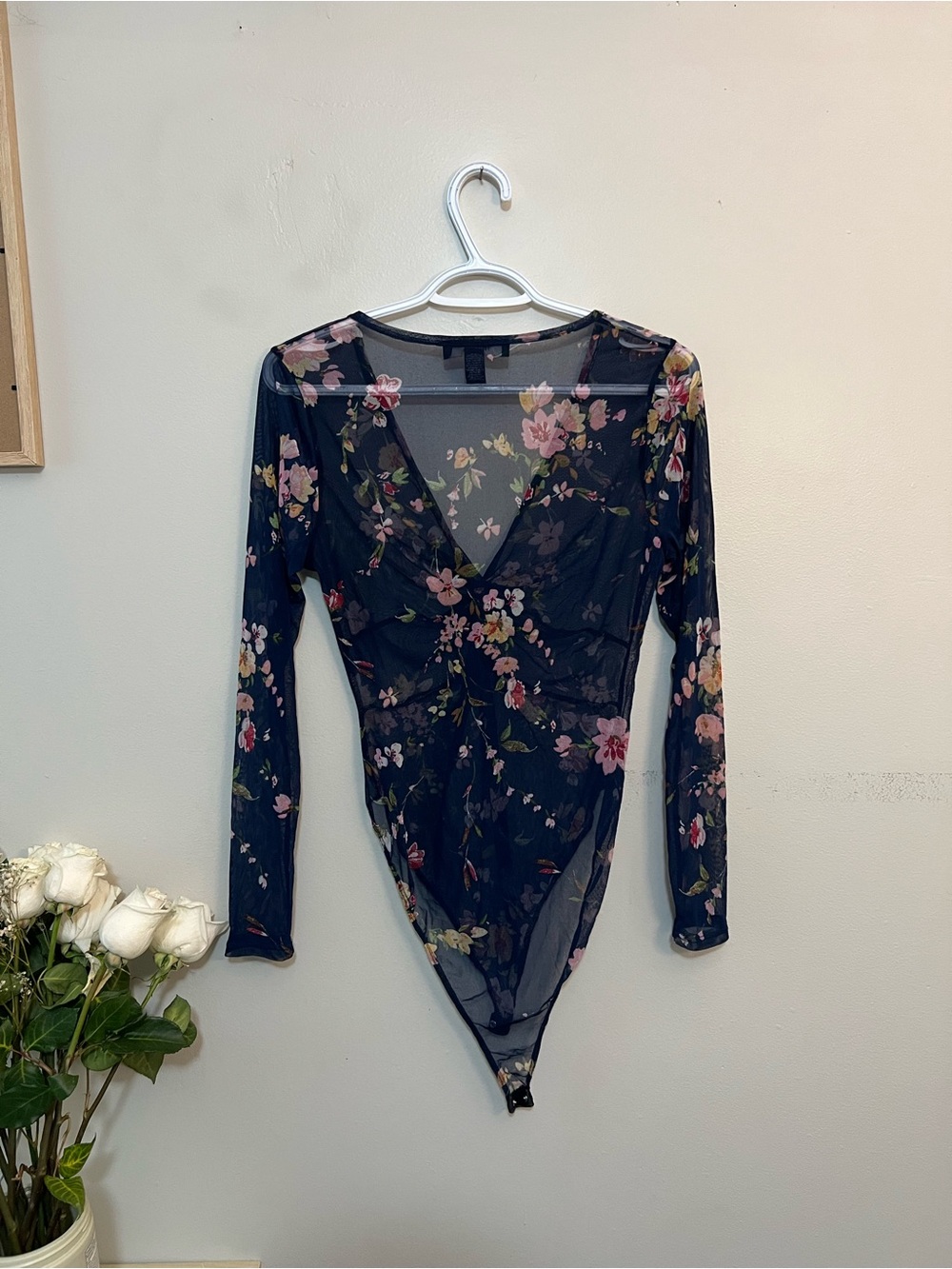Forever 21 Navy Floral Mesh Twist-Front Long Sleeve Bodysuit - Picture 3 of 4